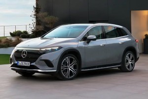 Что скрывает Mercedes-Benz EQS за 130 000 долларов? 