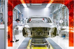 Завода Mercedes-Benz в России больше не будет